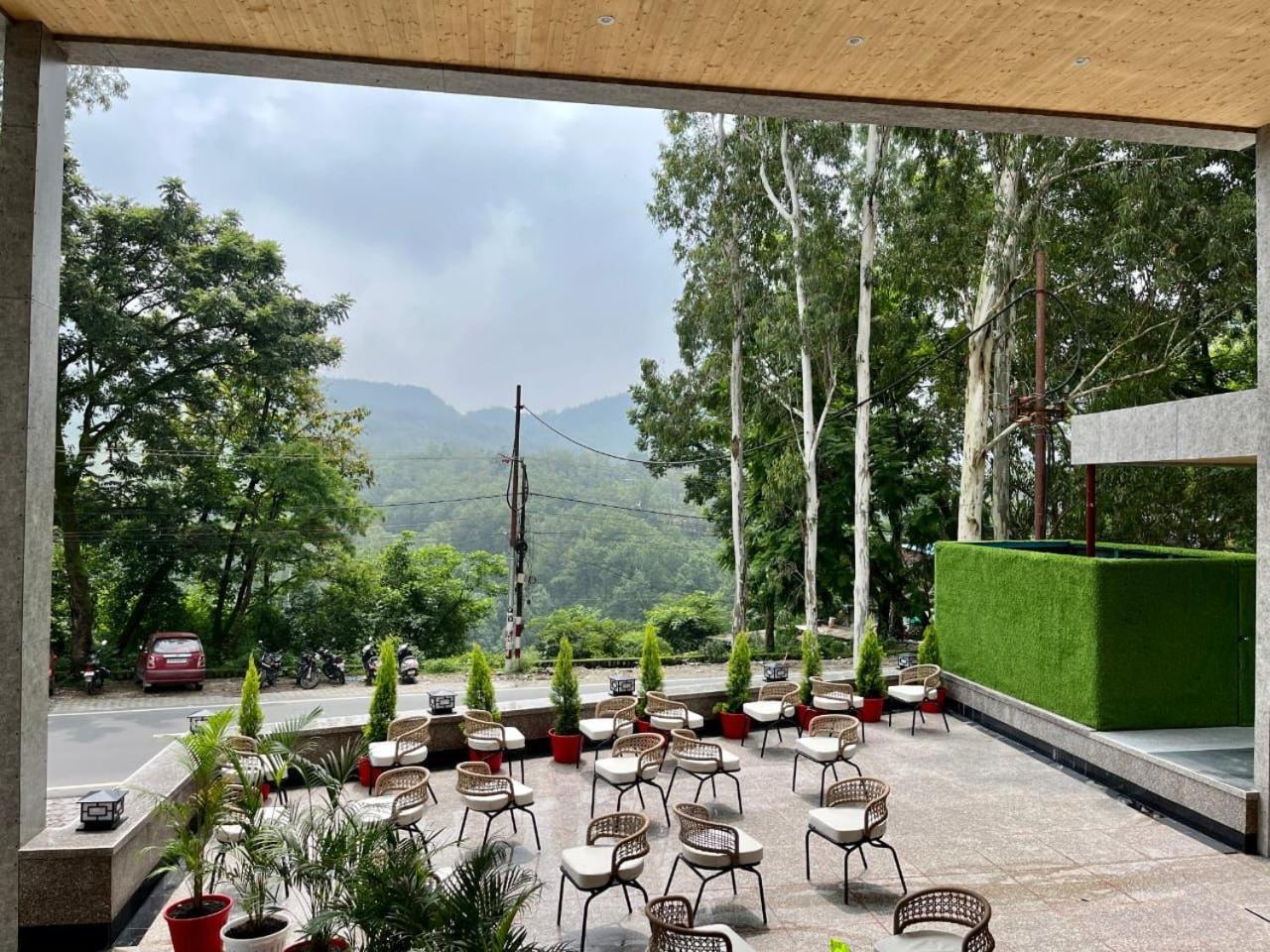 The Prominence Mussoorie Road Dehradun Hotel Eksteriør billede